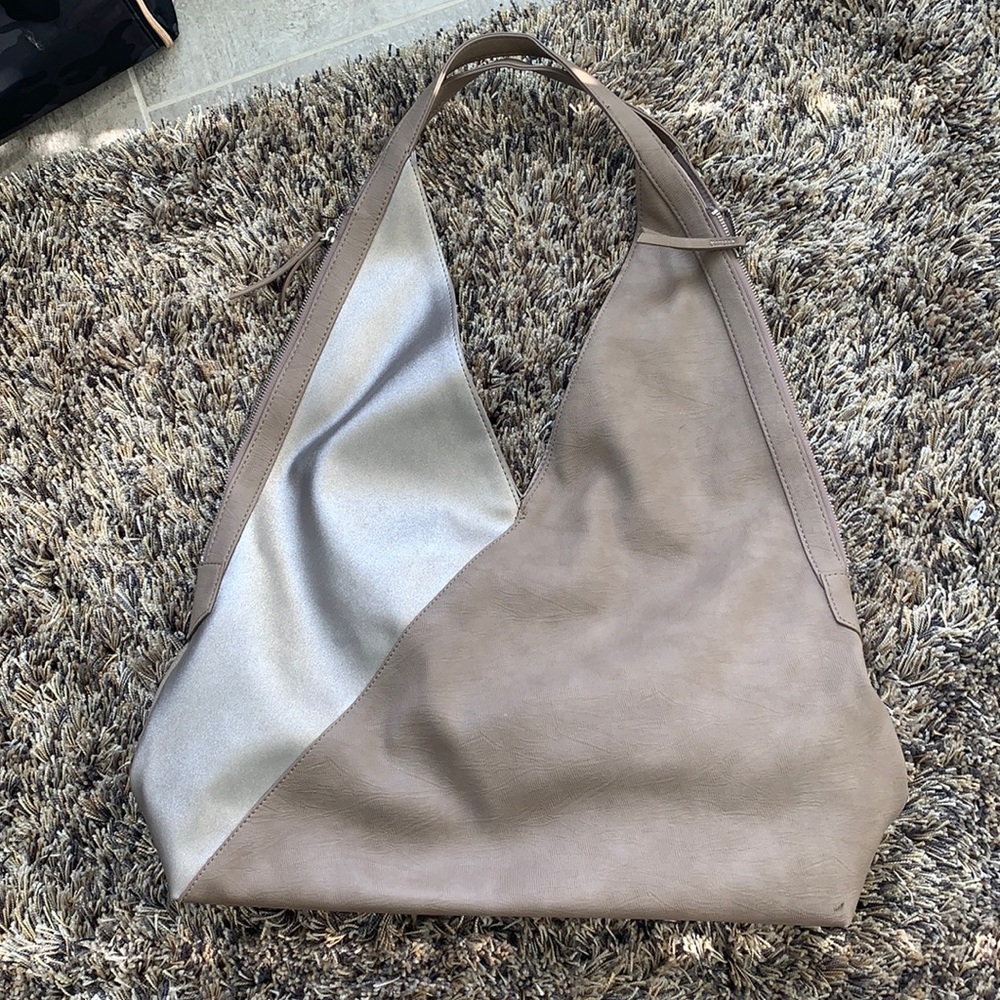 Stella & Dot crisscross hobo bag